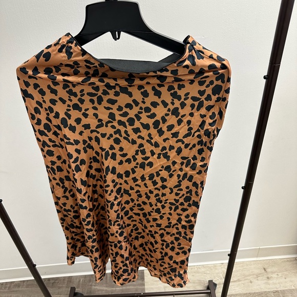 Urban outfitters midi skirt - Picture 2 of 5